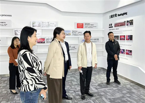 热烈欢迎瑶海区范区长等领导一行来访365WMSPORTS家居股份有限公司参观指导！